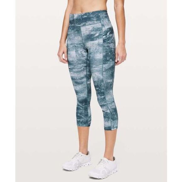 Lululemon Speed Up Crop in Azurite Mint Tint Multi Size 8 - Picture 4 of 5